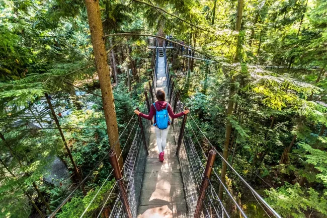 woman tourism canada