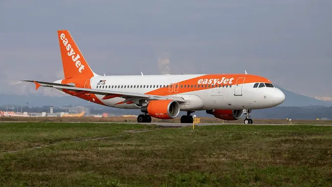 EasyJet issues warning over EES border delays