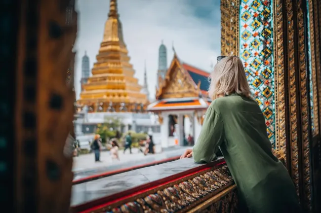 female travel bangkok