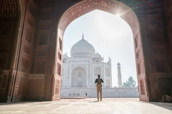 Taj Mahal Tourist