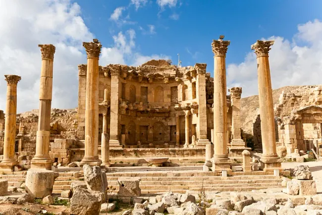 Photo of ruins in Jordan