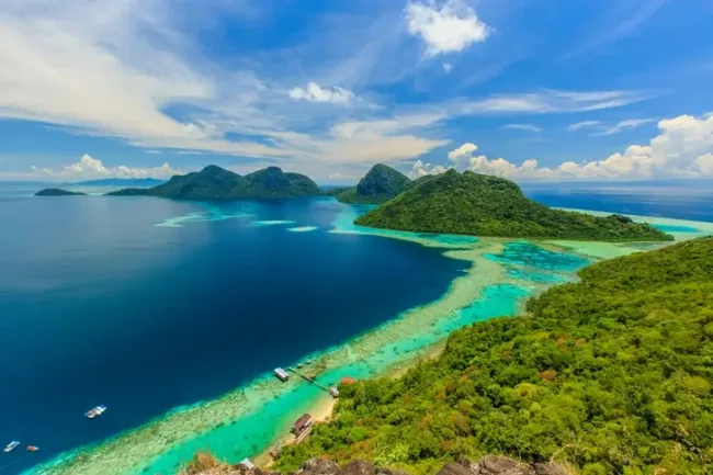 マレーシアの自然の空
