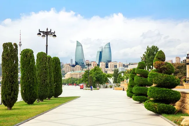 Azerbaijan grants visa-free entry to Omanis