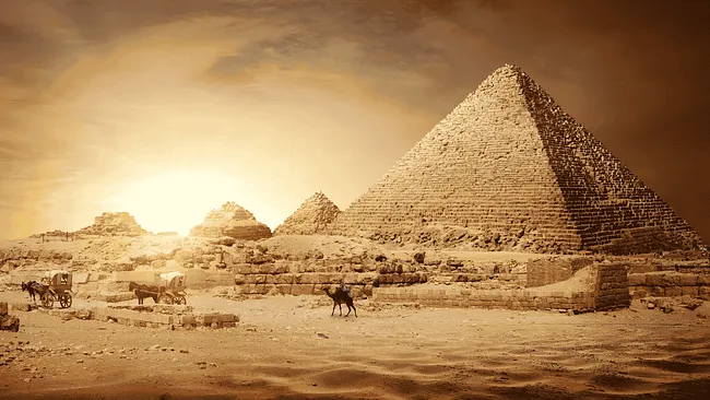 pyramids-in-egypt