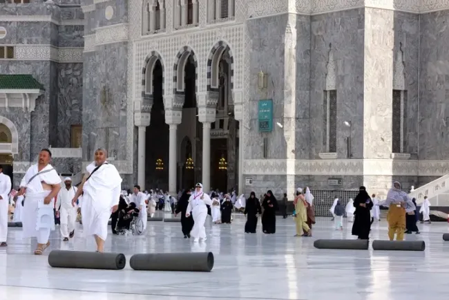 saudi arabia umrah tourism