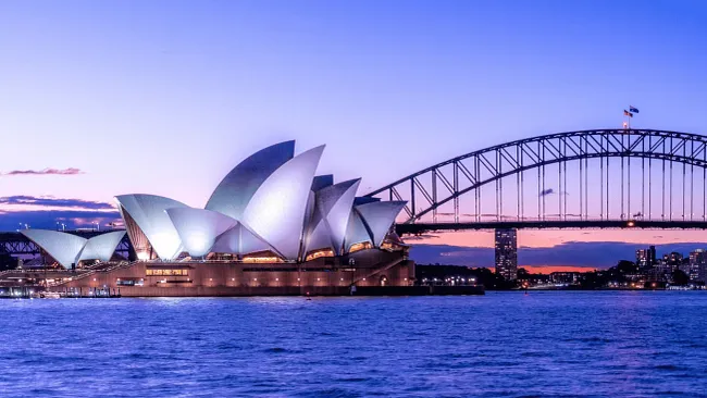 Australia's digital arrival card goes national